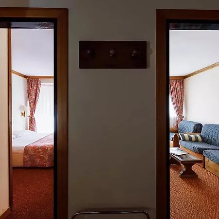Alaska Hotell 4*